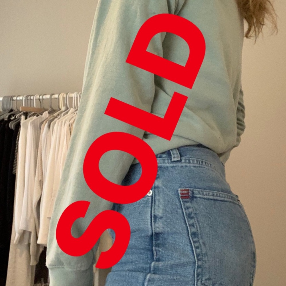 brandy melville sweatshirt (sold on depop)